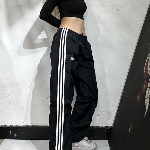 아디다스 블랙 와이드 화이트 삼선 스몰 로고 트랙 팬츠 추리닝 바지 M