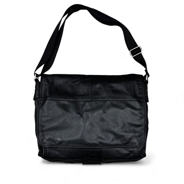 캘빈클라인 레더 메일 백