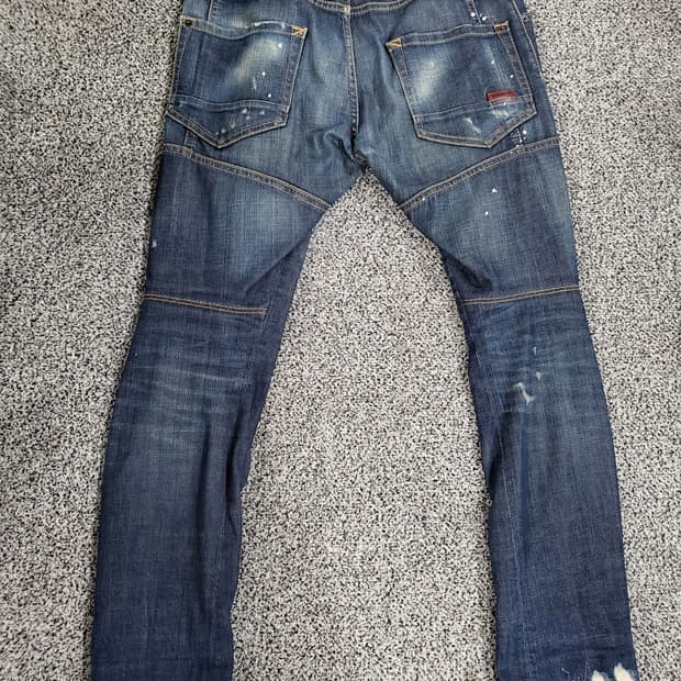 디스퀘어드 투(DSQUARED2) 데님 팬츠