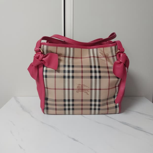 버버리 헤이마켓 체크 핑크 리본 토트백 (정품)
