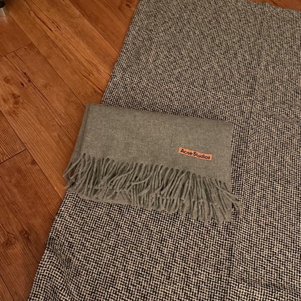 아크네 스튜디오 그레이 오버사이즈