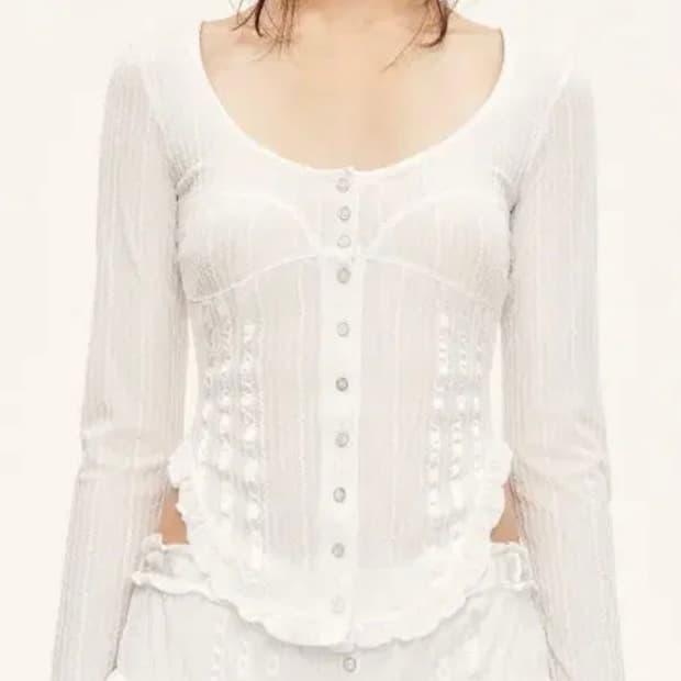 쓰리타임즈 트와일라잇 탑 화이트