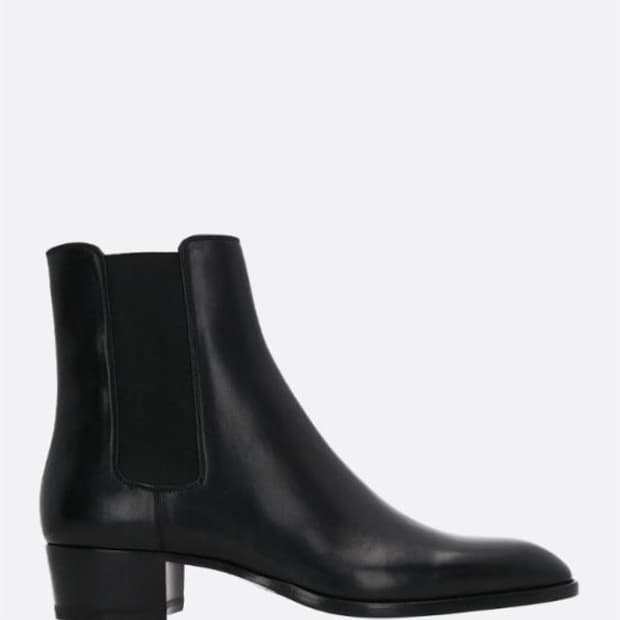 생로랑 와이어트40 첼시부츠 삽니다