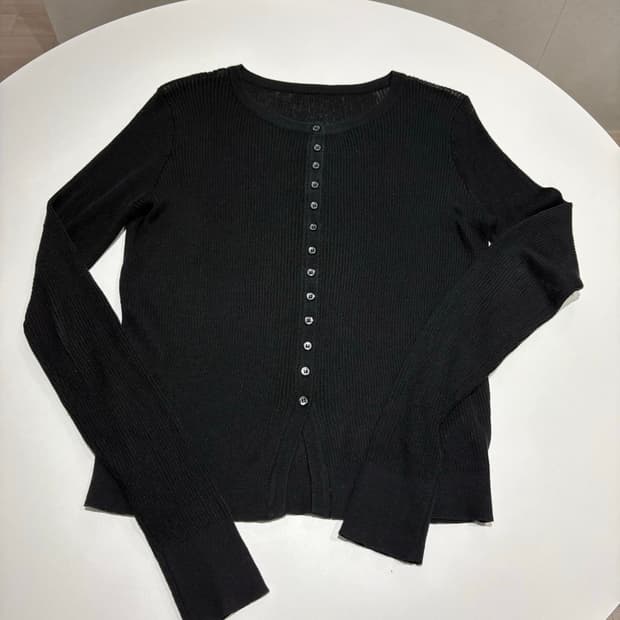 Lowtide RIBBED BUTTON CARDIGAN [BLACK]
