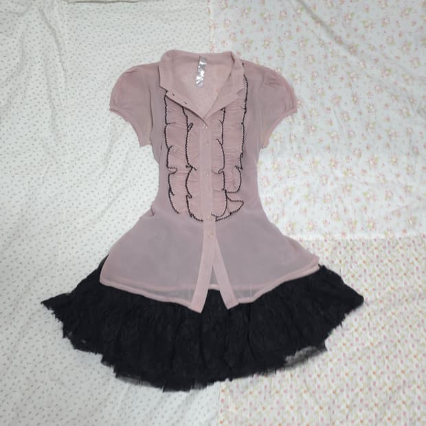 빈티지 핑크 블랙 프릴 블라우스 로걀 공겜여주 갸루