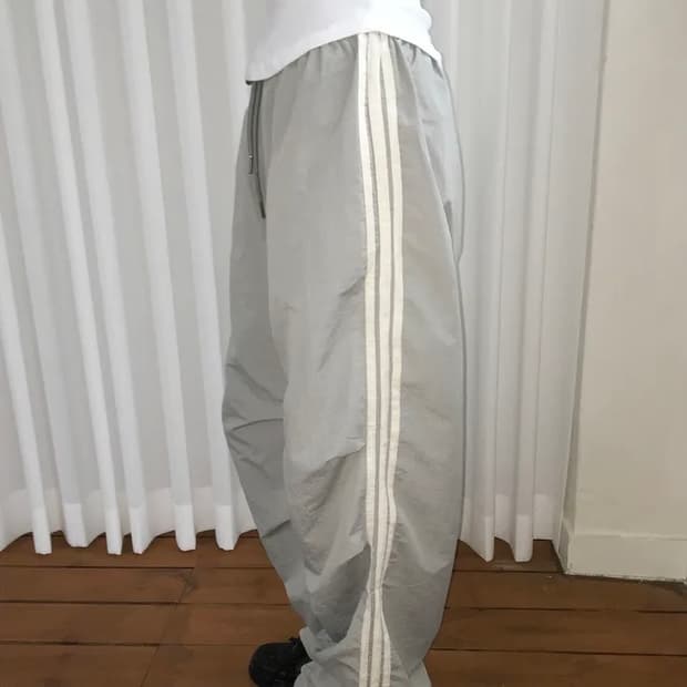 Vintage line training pants 빈티지 트레이닝 팬츠