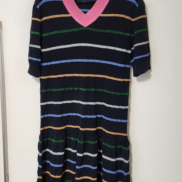 럭키슈에뜨  반팔 니트 글리터 펄 반짝이 메탈  원피스 FREE