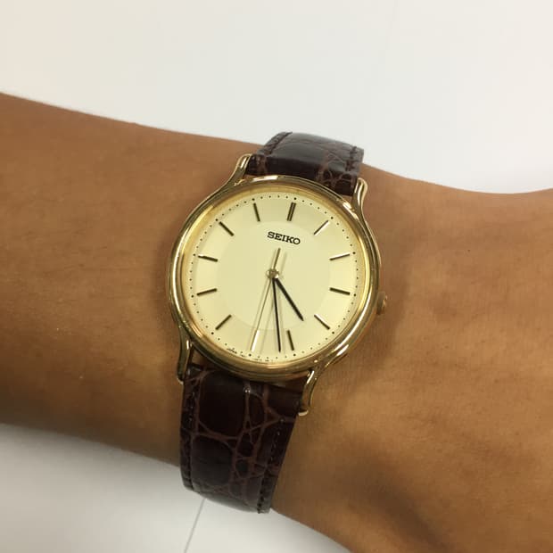 90s seiko quartz gold