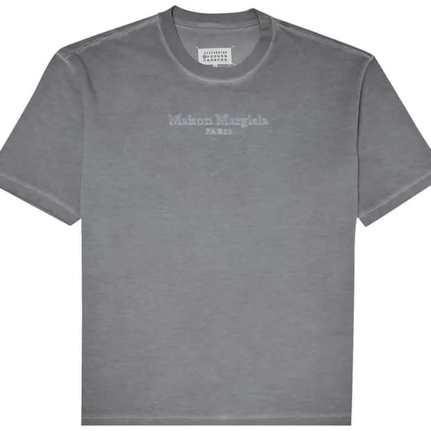 마르지엘라 피그먼트 엠보시드 로고 반팔티 정품