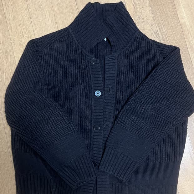 COS 릴렉스핏 니트 가디건 브라운 L 사이즈팝니다