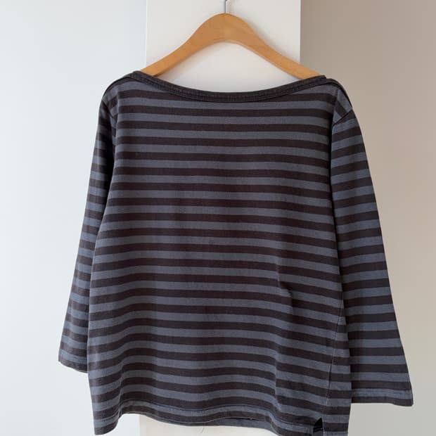 agnes b long sleeve