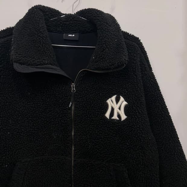 MLB 뉴욕양키스 빅로고 뽀글이 플리스