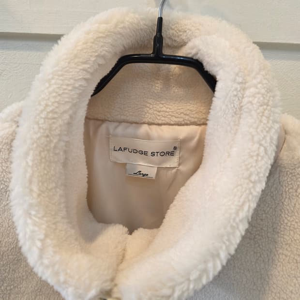 라퍼지스토어 아이보리 뽀글이 플리스 자켓