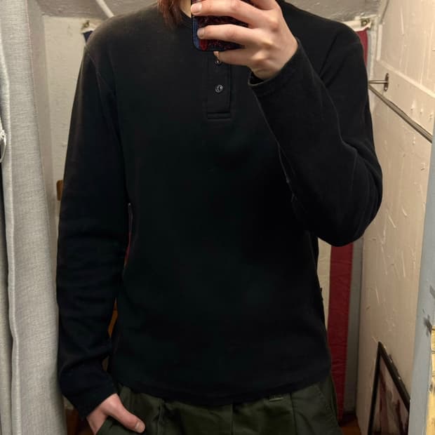 아비렉스 데일리 립 헨리넥 롱슬리브 티셔츠 블랙