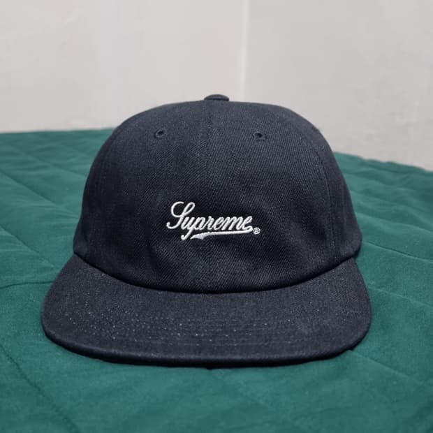 슈프림 스크립트 6패널 볼캡