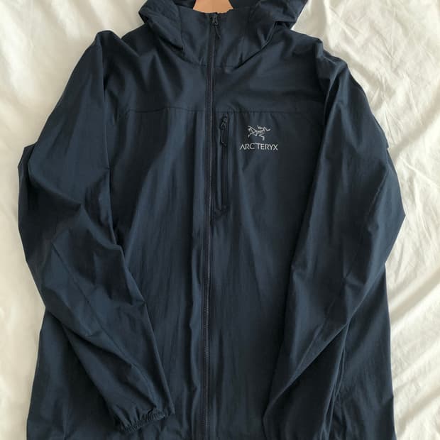 아크테릭스 스쿼미시 후디 블랙 사파이어 L