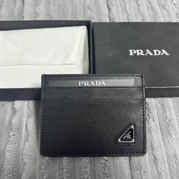 프라다 사피아노 카드지갑
