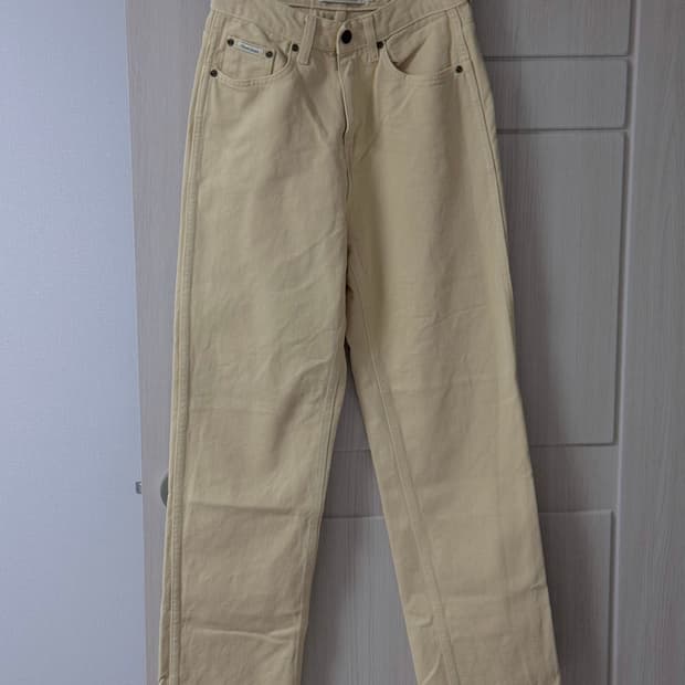 모데스트무드 modest mood 버터컬러 데님팬츠