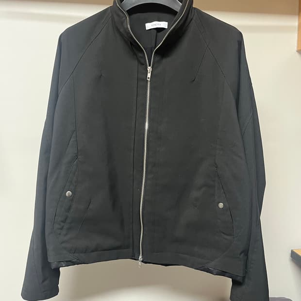 이그노타 코어11 익스플로러 집 자켓 블랙 L