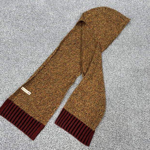 마르니 X 유니클로 니트 후드 머플러