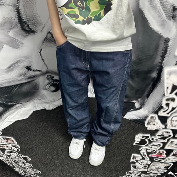 리바이스 엔지니어드 진