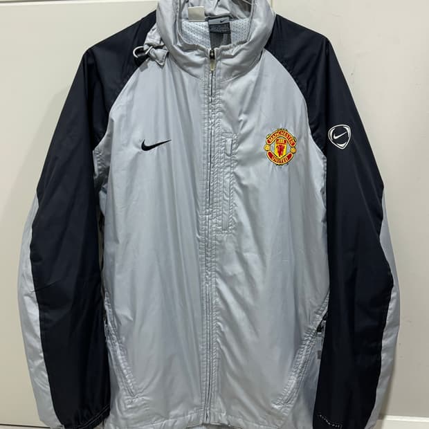 [100] 나이키 02-03 맨유 올드스쿨 바람막이 
