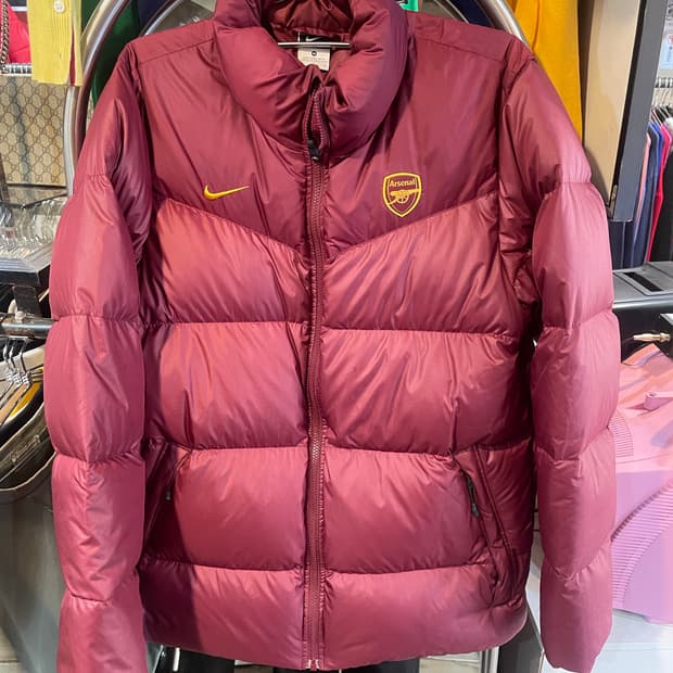 나이키 아스날 콜라보 패딩