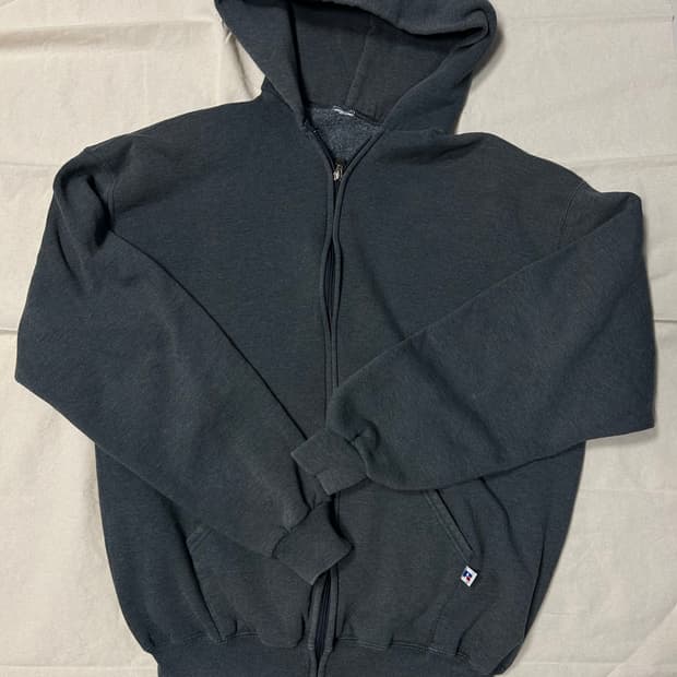 러셀 후드집업 판매합니다!