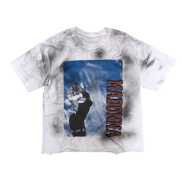 Distressed vintage 반팔티
