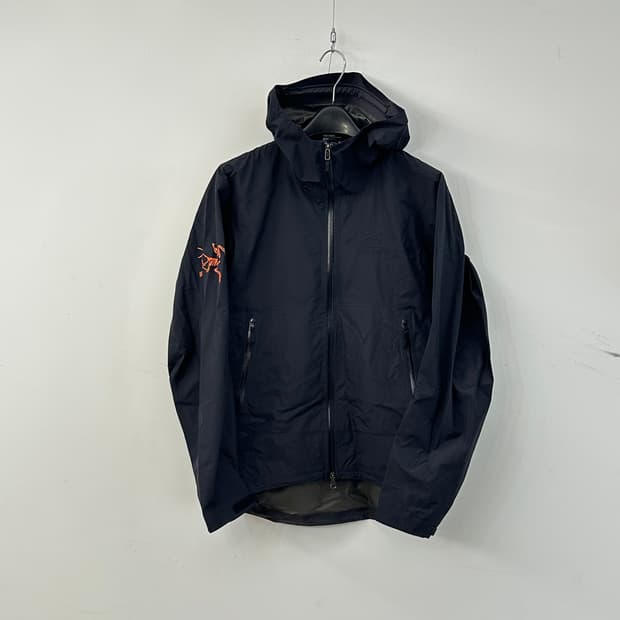 아크테릭스 빔즈 제타 m사이즈 