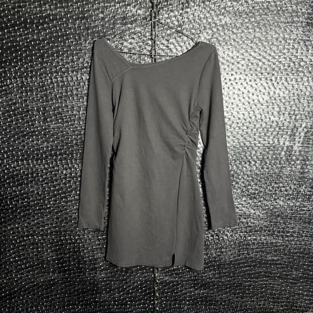 GRL 언발란스 오프숄더 원피스