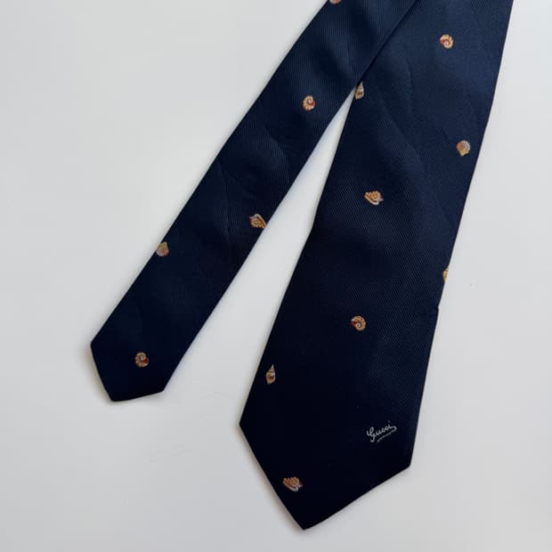 구찌(GUCCI) 영문로고 명품 정품 넥타이 8.4cm