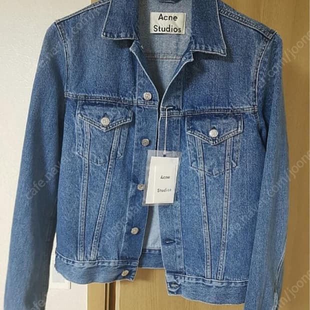 아크네 데님 워싱 자켓