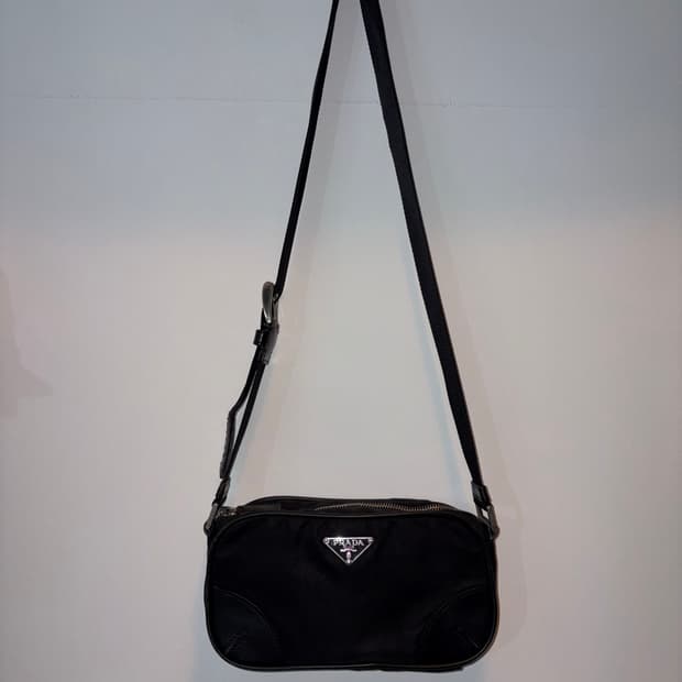 Prada 프라다 아카이브 미니숄더백(정품)