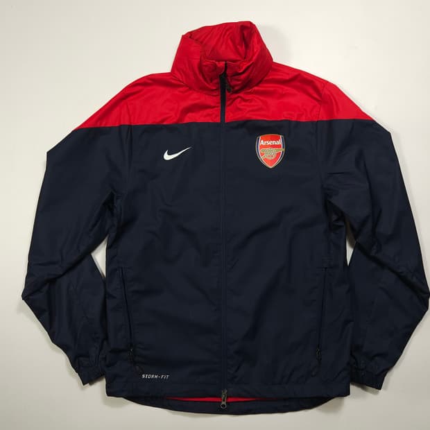 나이키 스우시 아스날 바람막이 