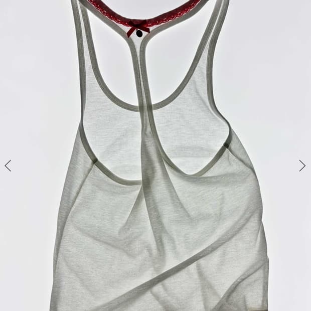 스컬프터 thong sleeveless white