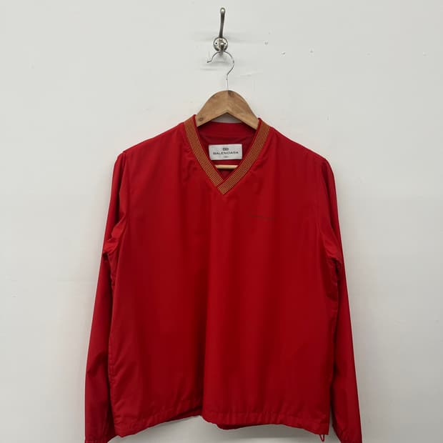 발렌시아가 레드 V넥 긴팔 티셔츠 남M