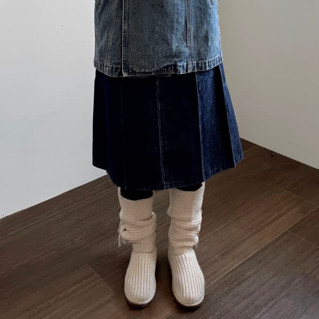 Denim Pleats Skirt