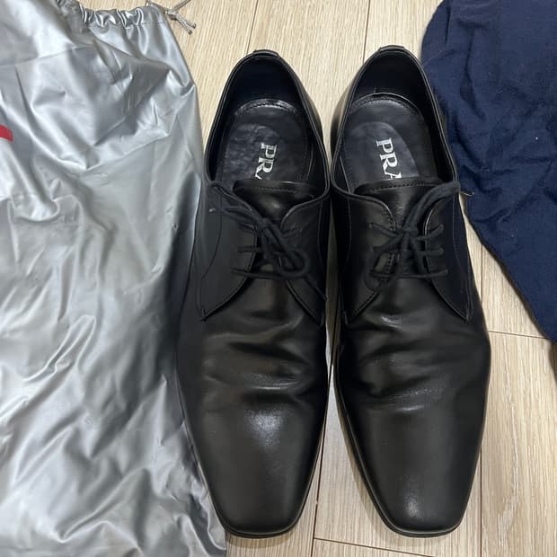 PRADA 프라다 맨 더비 
