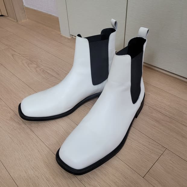 로맨틱무브 Romantic Move 남자 스퀘어토 첼시부츠 280 화이트