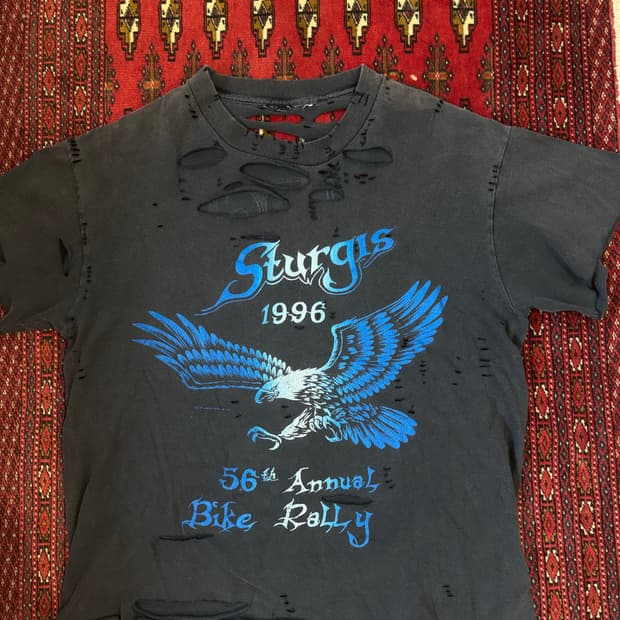 90s destroyed vintage t shirt