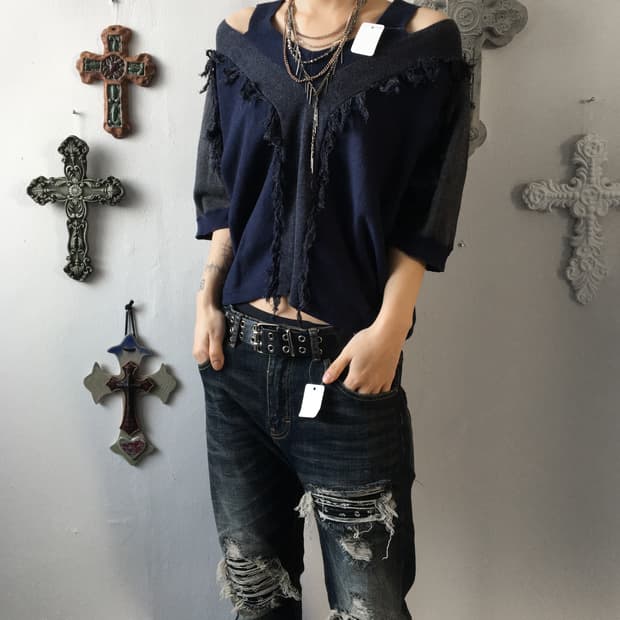 Fringe point cut off knit