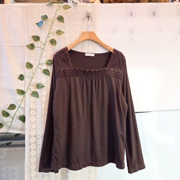 브라운 모리 슬리브