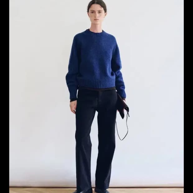 낫띵리튼 버니 울 풀오버 니트 블루