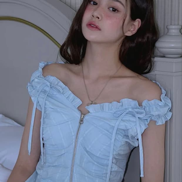 스카이블루 로제프란츠 투웨이 프릴리본 오프숄더블라우스 무신사