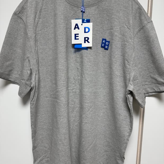 아더에러 로고 반팔티