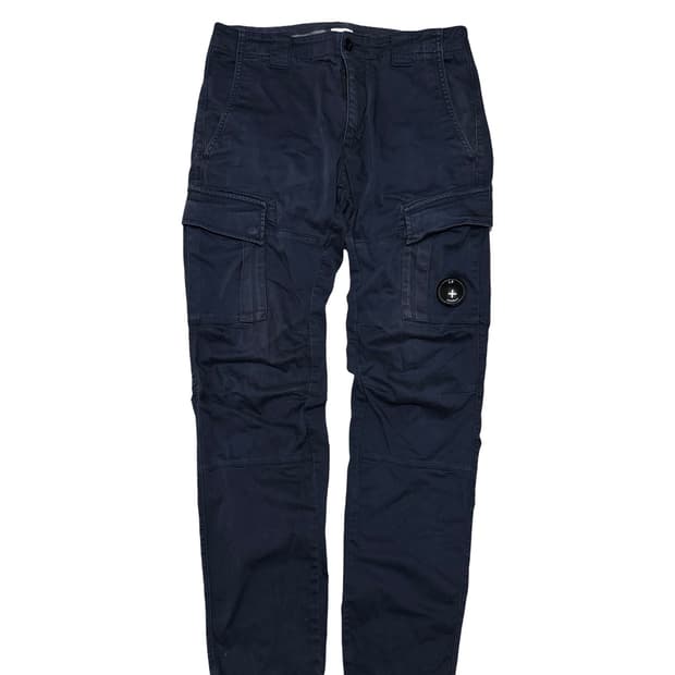 C.P.컴퍼니 네이비 렌즈 카고 팬츠
