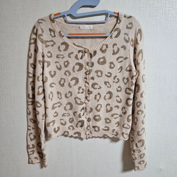 리즈리사 핑크 호피 가디건 라떼갸루 LIZLISA