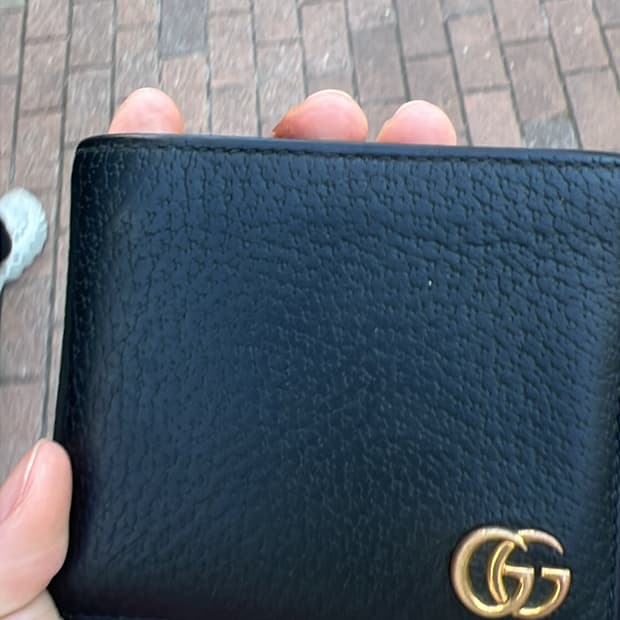 구찌 지갑(정품)