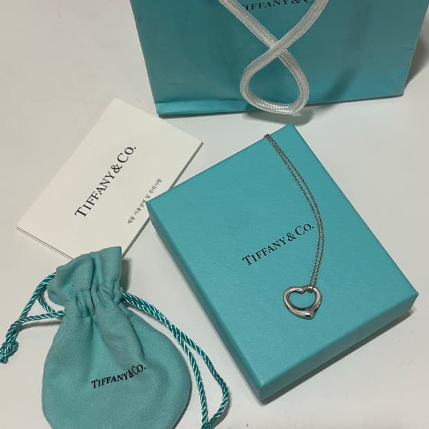 티파니앤코 오픈 하트 목걸이